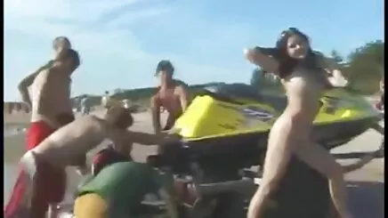 Irklararası seks amatör kapalı porno 70s 7