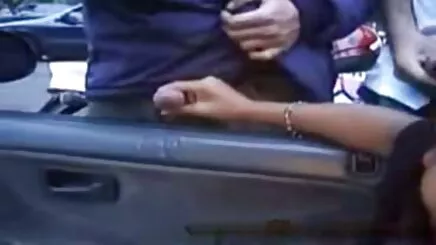 WEBCAM: amatör türbanlı porno ganimet sallayarak göğüsleri haşhaş