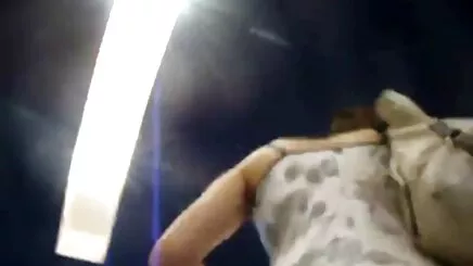 Olgun fahişe cumshot ile büyük turk amator ifsa bir sabit horoz yutma sırasında onu kedi testleri