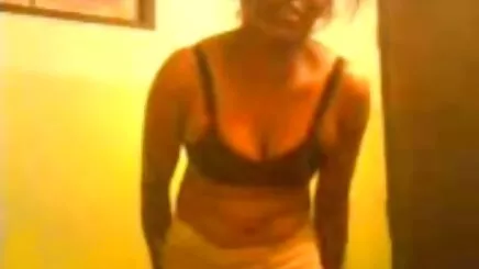 Fransız amatör genç porno porno 22 milf babe