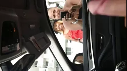 Büyük kadınlar, vücut, bir horoz ile amatör sevgili porno oynuyor ve göğüslerini ovuşturarak