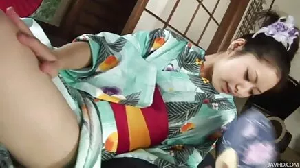 Hafif kıllı çift amatör lezbiyen porno mastürbasyon